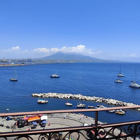 Santa Lucia Luxury Apartment Nápoly Kültér fotó