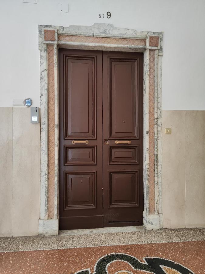 Santa Lucia Luxury Apartment Nápoly Kültér fotó